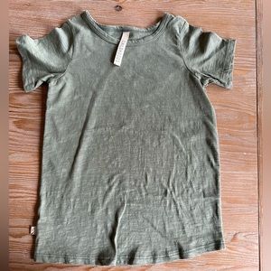 Childhoods clothing green basic tee